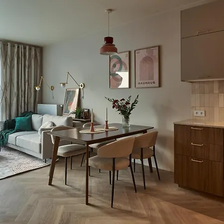 Soho Serenity By Aparo - Stadion Narodowy, Metro, Praga, Centrum, Balkon, Winda, Parking, Muzeum Neonow *