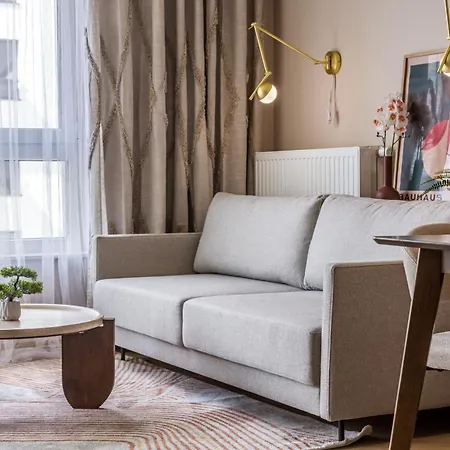 Apartment Soho Serenity By Aparo - Stadion Narodowy, Metro, Praga, Centrum, Balkon, Winda, Parking, Muzeum Neonow *