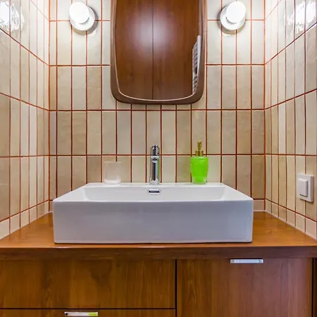 Apartment Soho Serenity By Aparo - Stadion Narodowy, Metro, Praga, Centrum, Balkon, Winda, Parking, Muzeum Neonow *